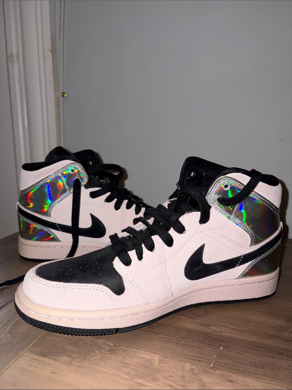 Nike Women’s High-Top Air Jordan
